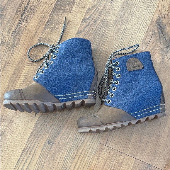 Sorel Blue and Brown Joan of Arctic Wedged Booties - Picture 2 of 8